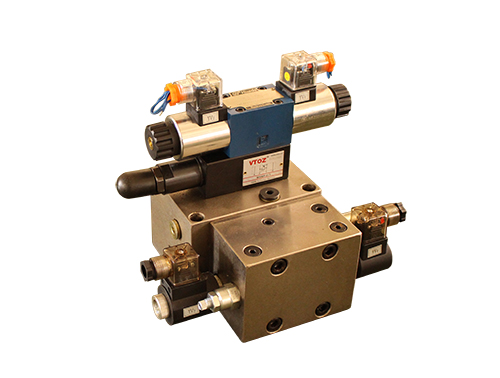 折彎機閥組  40T-B (2).jpg